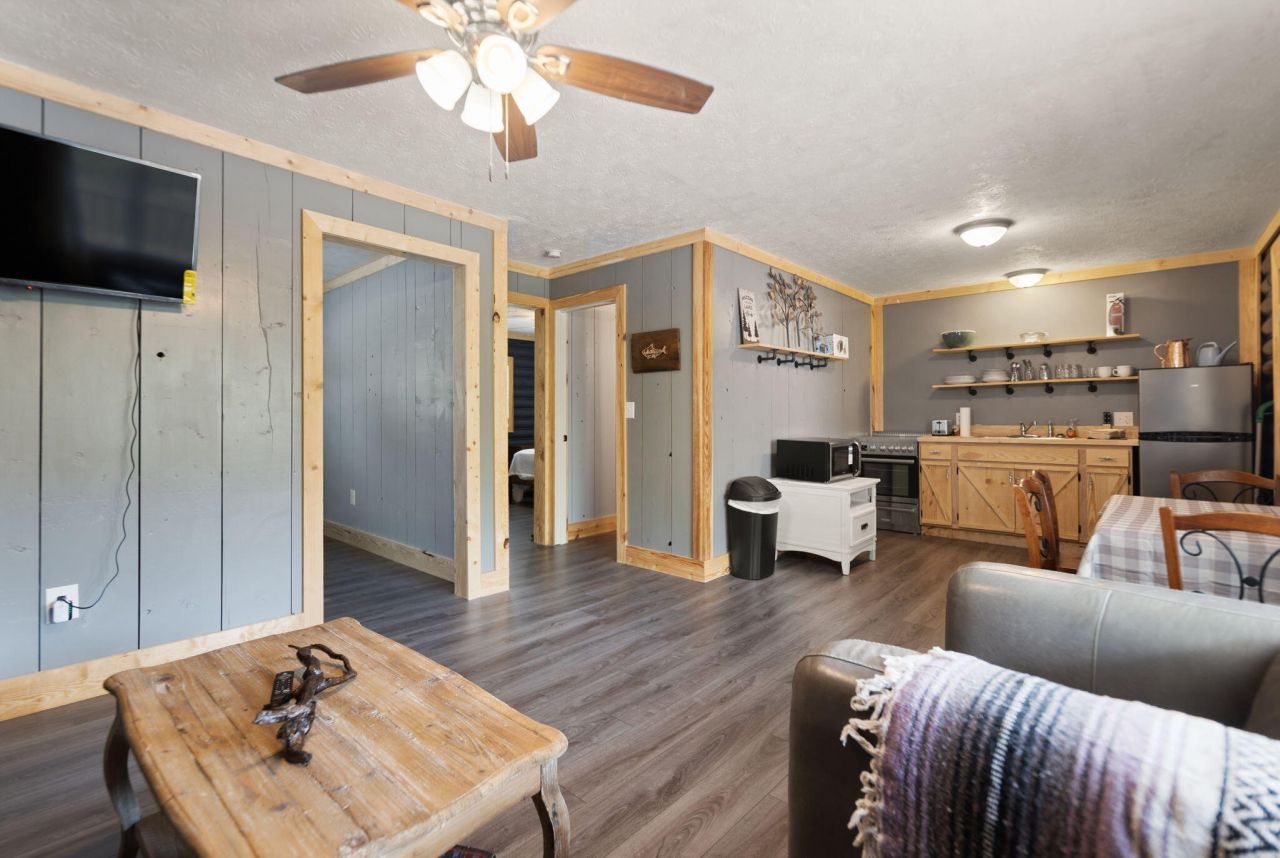 81 Lee's Ford Dock Road, Nancy, KY 42544