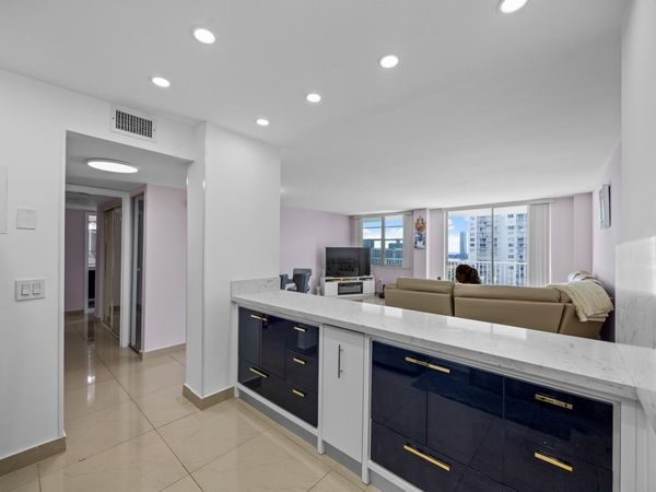 2801 NE 183rd Street, Unit 1606w, Aventura, FL 33160