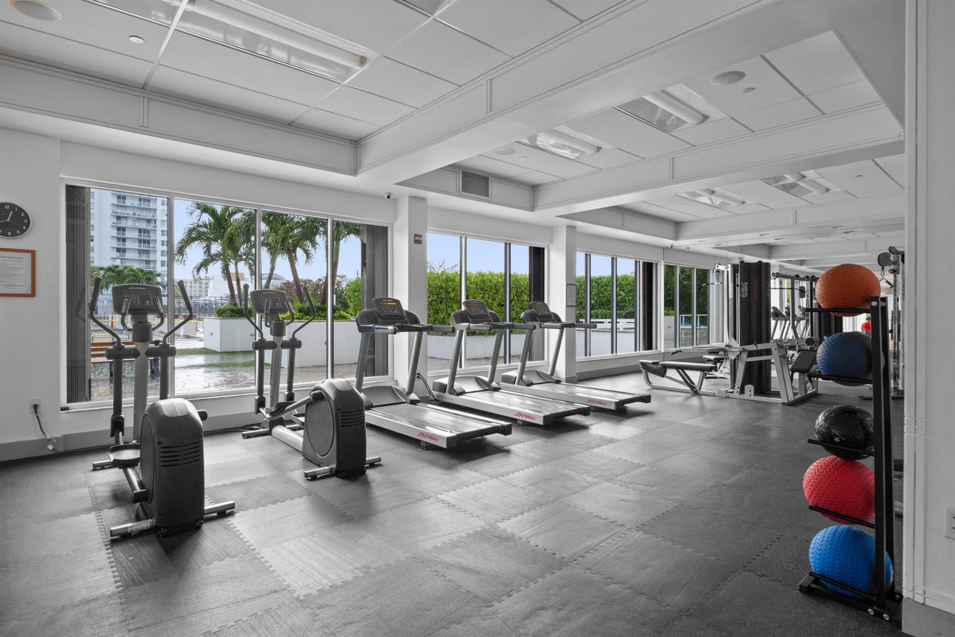 2801 NE 183rd Street, Unit 1606w, Aventura, FL 33160 Photo