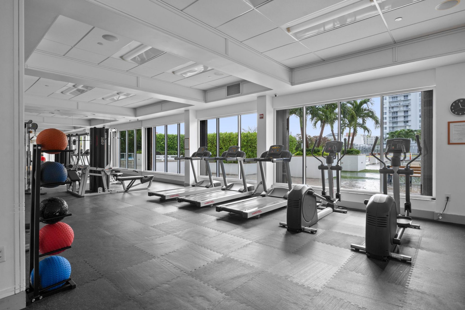 2801 NE 183rd Street, Unit 1606w, Aventura, FL 33160 Photo