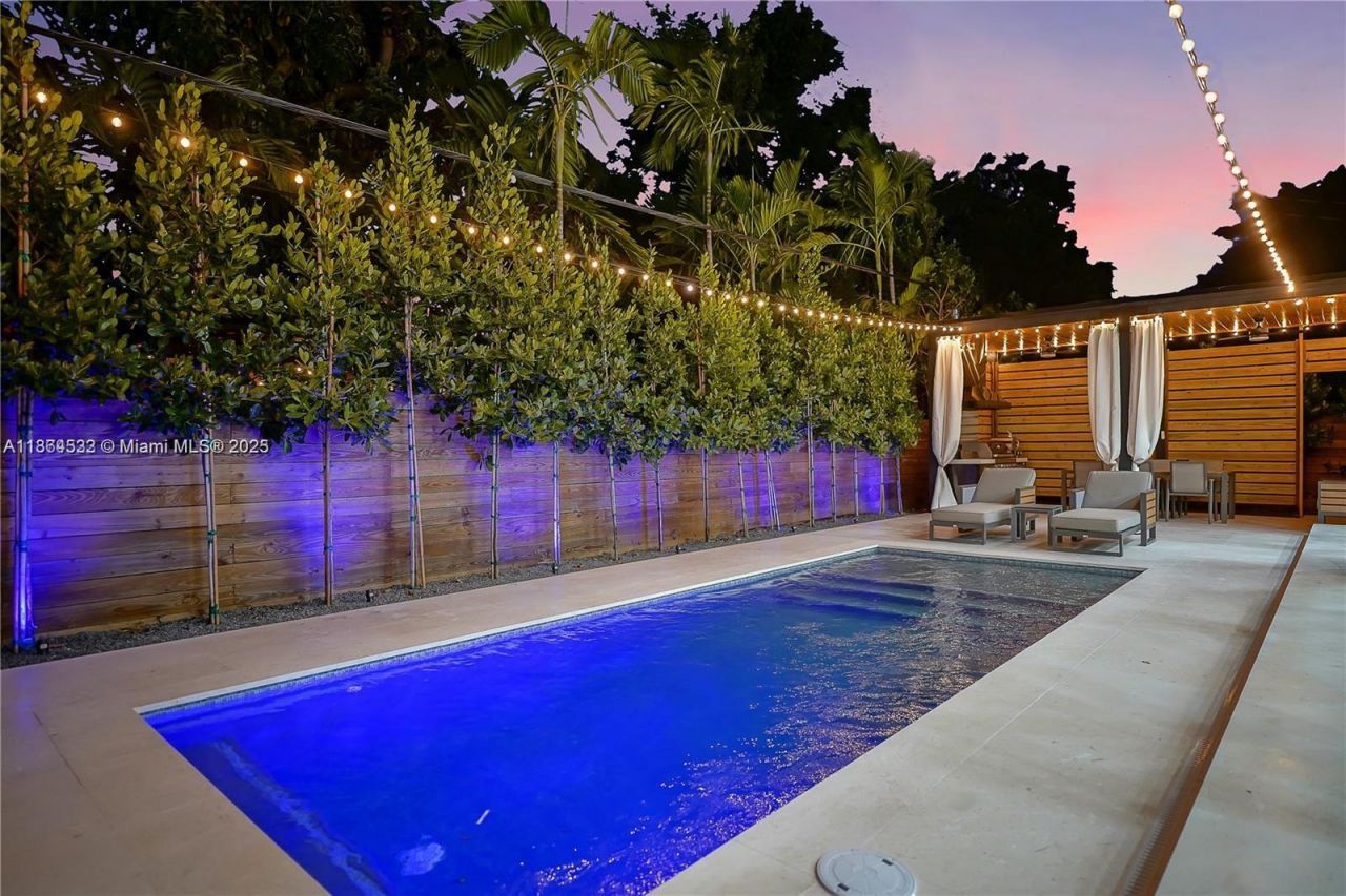 741 NE 80th St, Miami, FL 33138 Photo