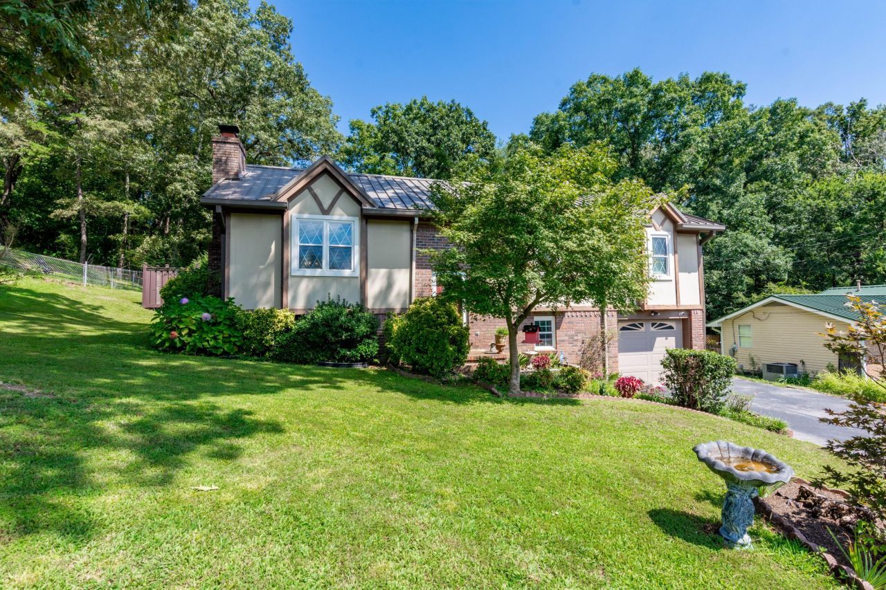 1013 Kenny Way, Hixson, TN 37343 Main Photo