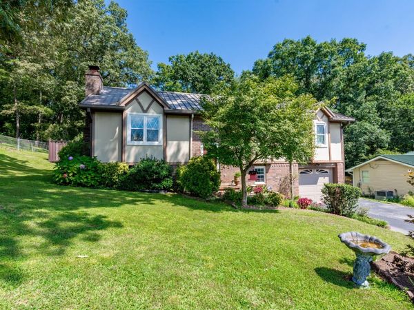 1013 Kenny Way, Hixson, TN 37343