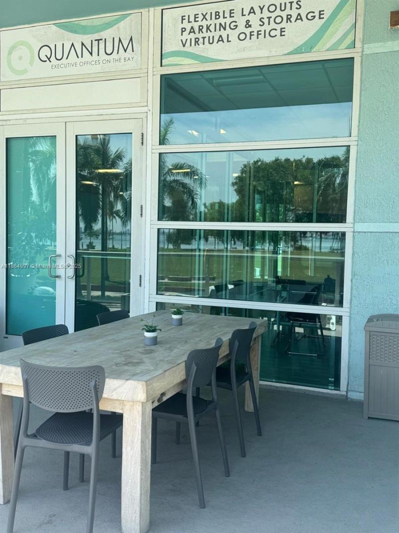 1900 N Bayshore Dr, Unit 1A, Miami, FL 33132 Photo