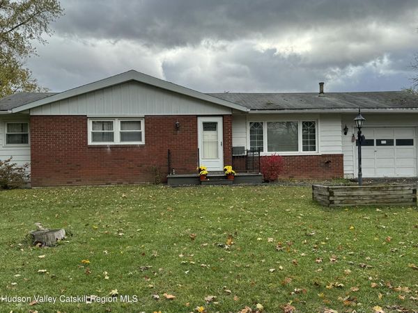 7 James Street, Hudson, NY 12534