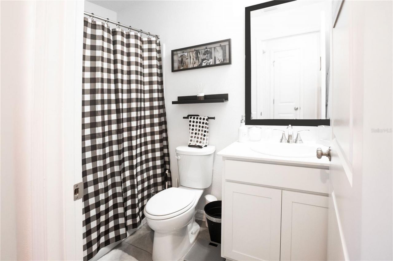 643 Belgrove Street, Debary, FL 32713 Photo