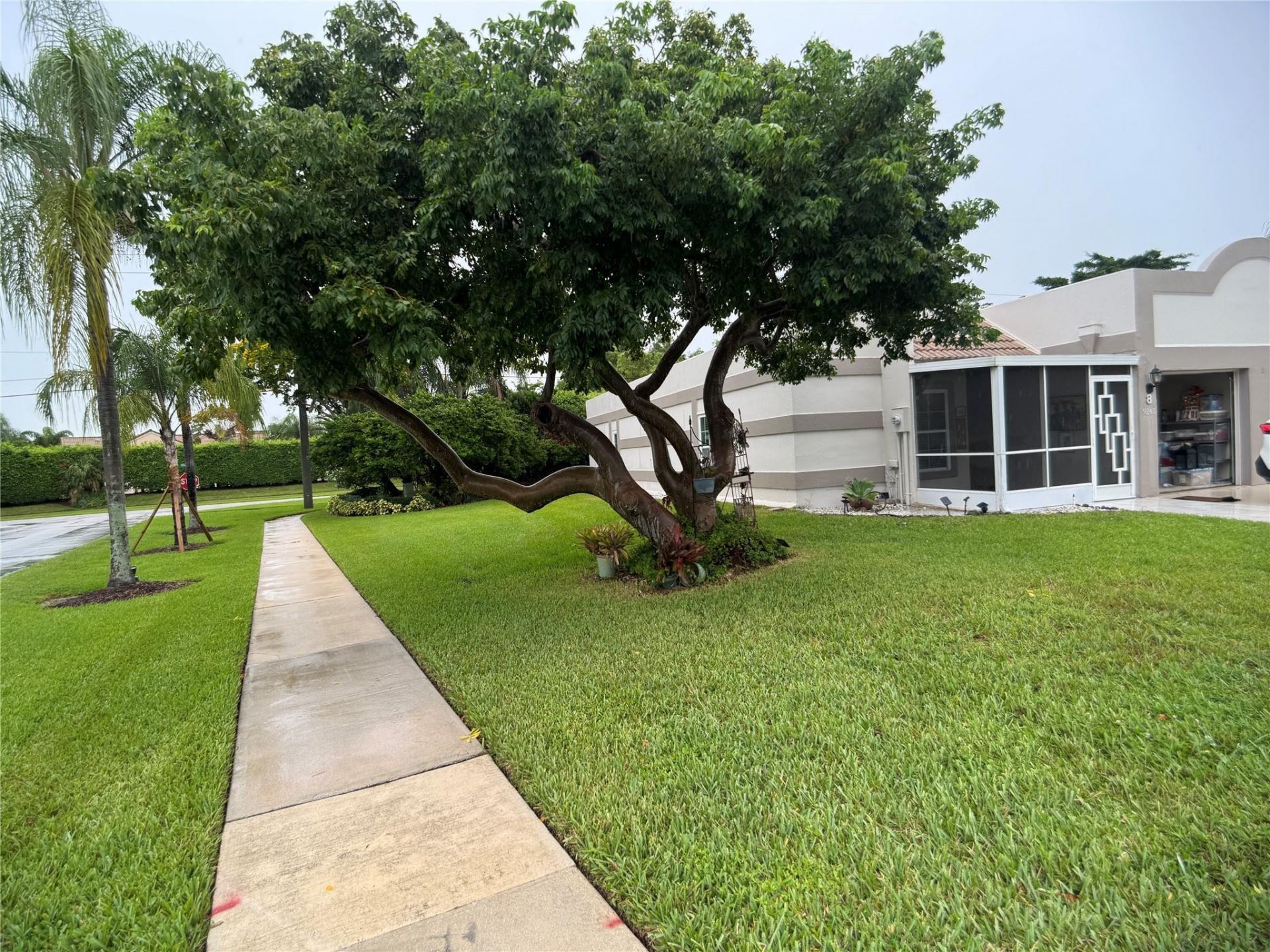 9245 Flynn Circle, Unit 8, Boca Raton, FL 33496 Photo