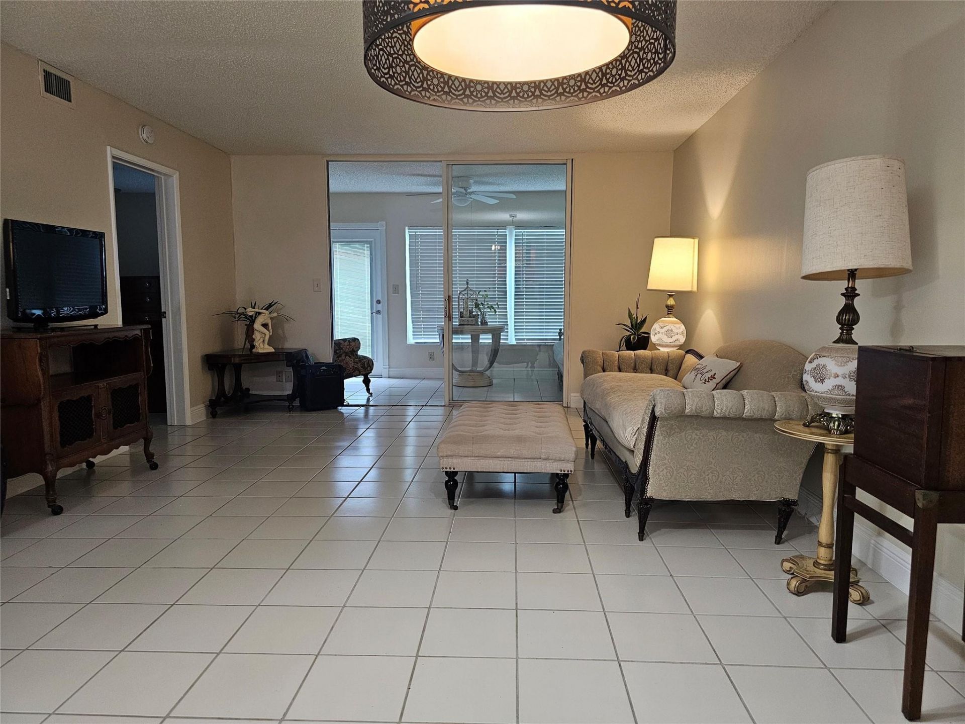9245 Flynn Circle, Unit 8, Boca Raton, FL 33496 Photo