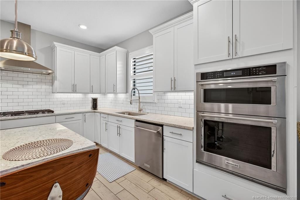 516 SE Villandry Way, Port Saint Lucie, FL 34984 Photo