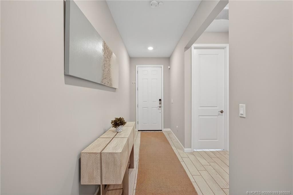 516 SE Villandry Way, Port Saint Lucie, FL 34984 Photo