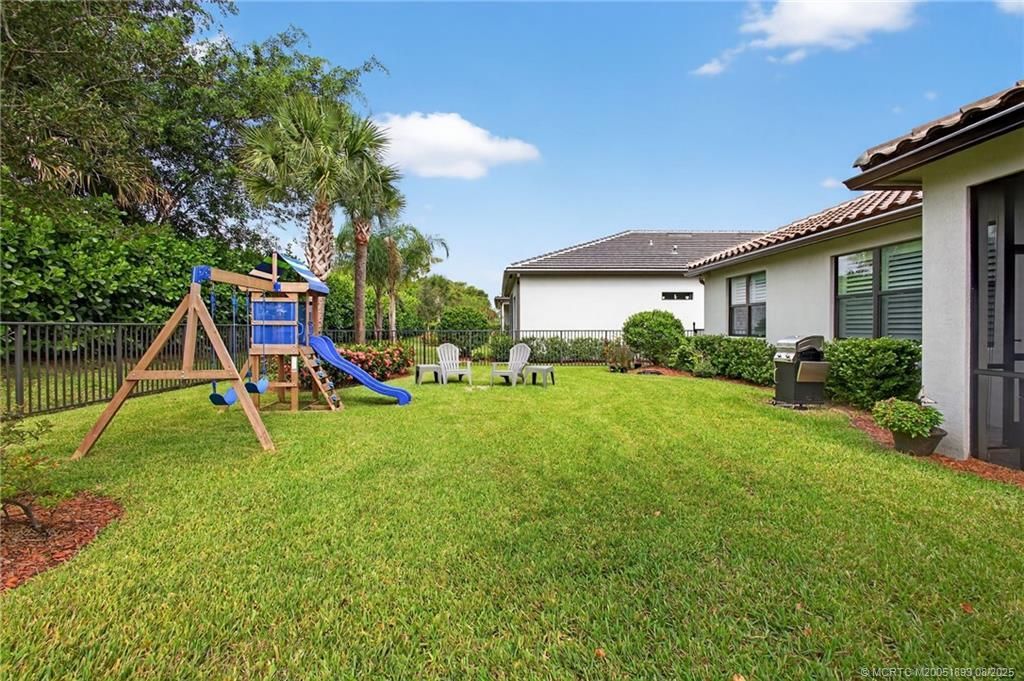 516 SE Villandry Way, Port Saint Lucie, FL 34984 Photo