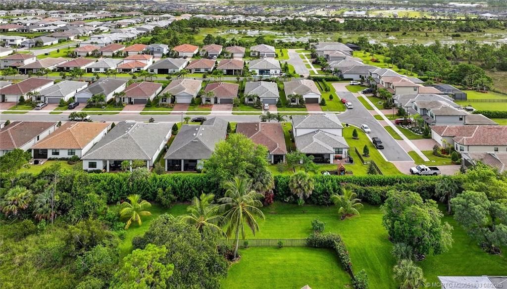 516 SE Villandry Way, Port Saint Lucie, FL 34984 Photo