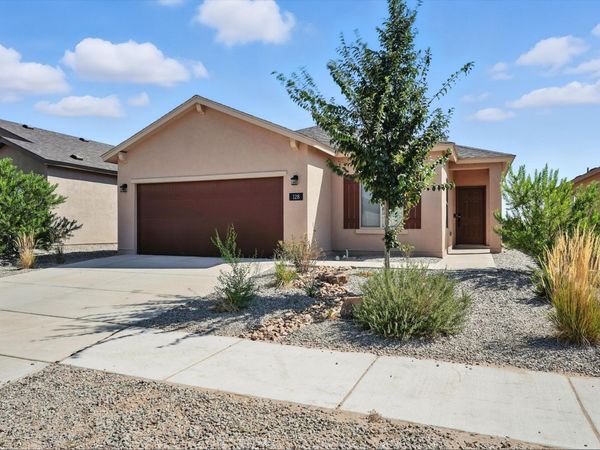 128 PRISM Avenue SW, Rio Rancho, NM 87124