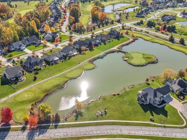 800 Buckingham Drive, LaGrange, OH 44050