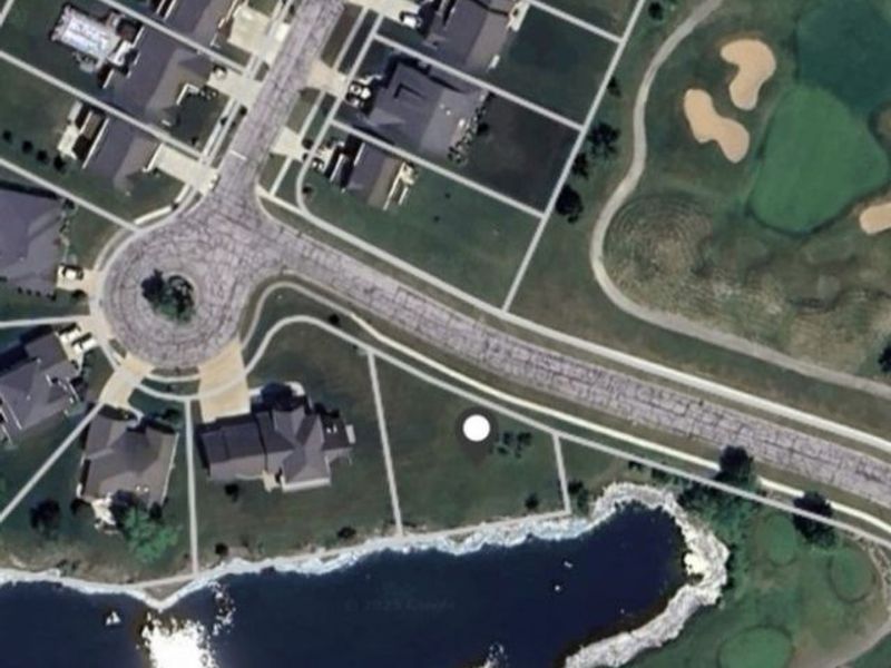 800 Buckingham Drive, Lagrange, OH 44050 Photo 3