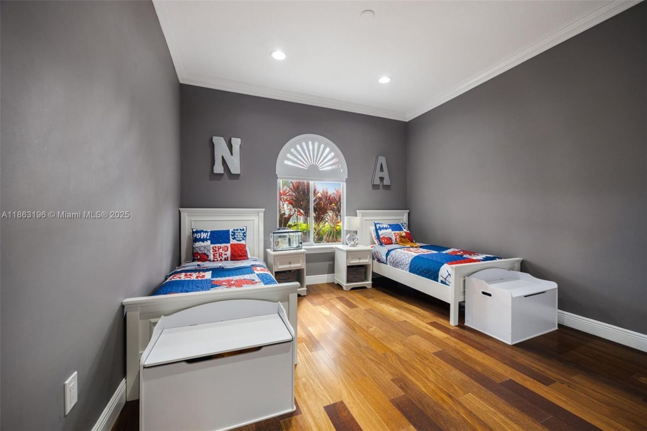 9445 SW 68th St, Miami, FL 33173 Photo