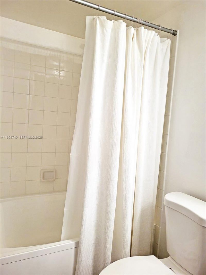 101 SW 117th Ave, Unit 7205, Pembroke Pines, FL 33025 Photo