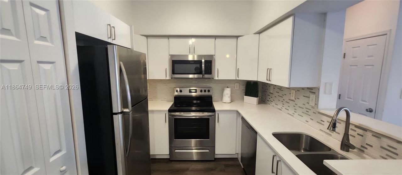 101 SW 117th Ave, Unit 7205, Pembroke Pines, FL 33025 Photo