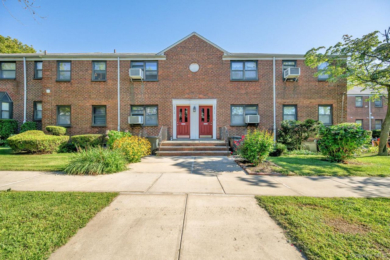 19916 21st Avenue, Unit 1336, Whitestone, NY 11357 Main Photo