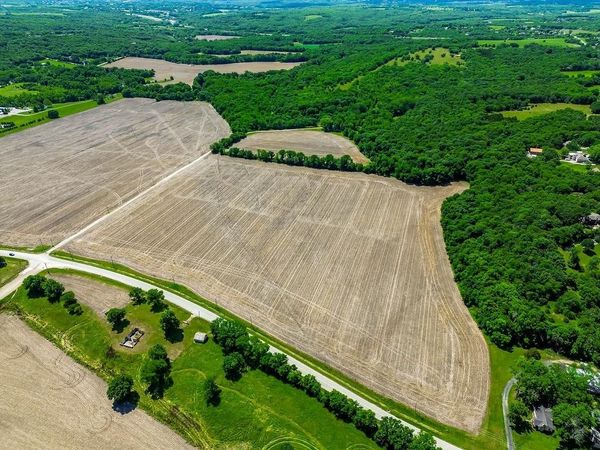 29655 W 83rd Street, De Soto, KS 66018