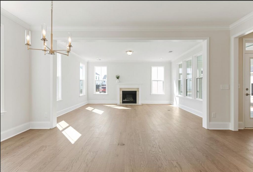 1261 Harriman Lane Photo 4