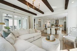 1261 Harriman Lane photo 4