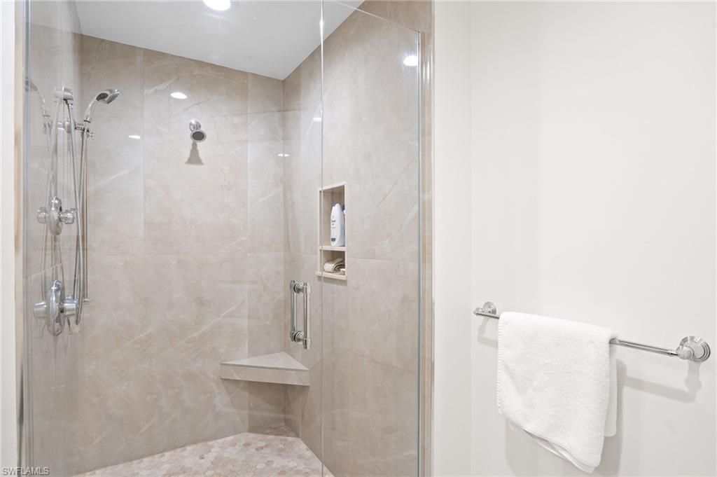 5793 Cape Harbour Dr, Unit 1111, Cape Coral, FL 33914 Photo