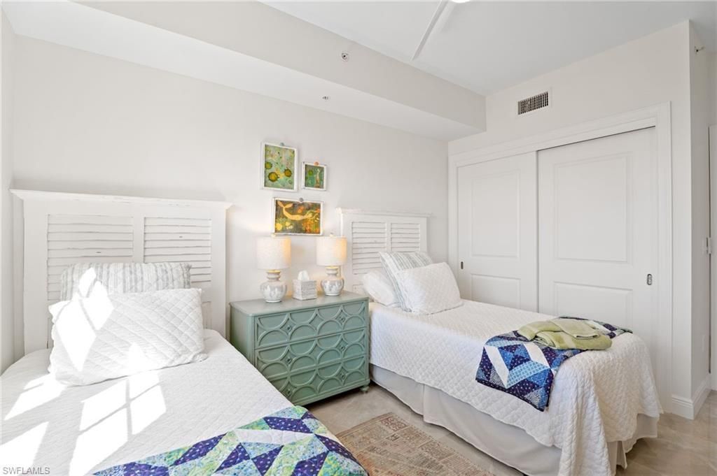 5793 Cape Harbour Dr, Unit 1111, Cape Coral, FL 33914 Photo