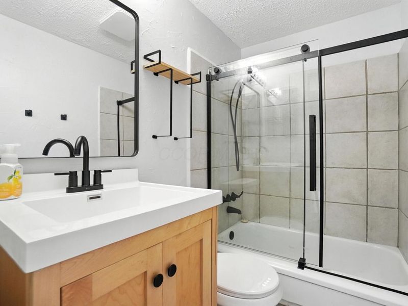 2367 Hardesty Drive N, Unit 1-1, Columbus, OH 43204 Photo 14