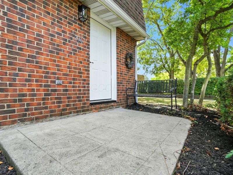 2367 Hardesty Drive N, Unit 1-1, Columbus, OH 43204 Photo 2