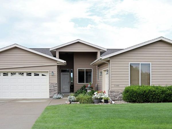 1105 Stewart Drive, Aberdeen, SD 57401