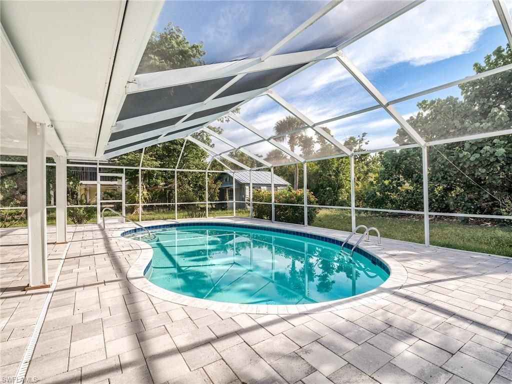 658 Donax St, Sanibel, FL 33957 Photo
