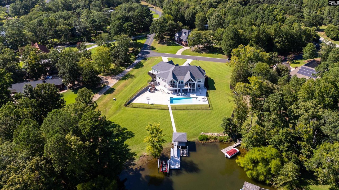 42 Sommerset Place Photo 4