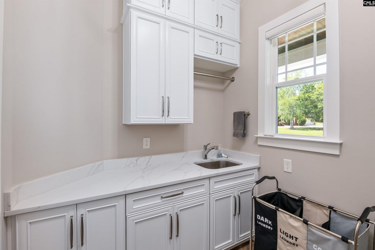 42 Sommerset Place Photo 43