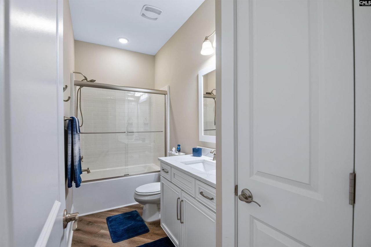 42 Sommerset Place Photo 55