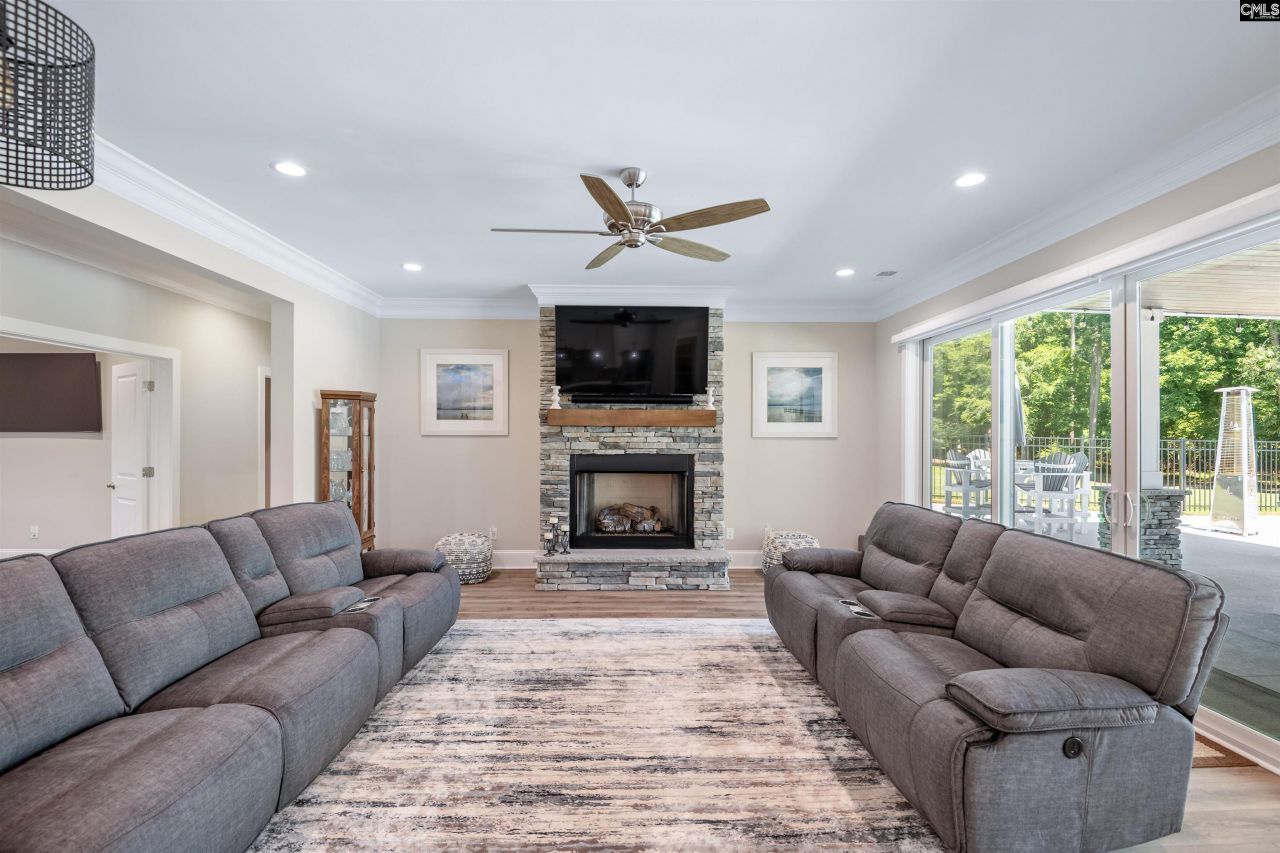 42 Sommerset Place Photo 60