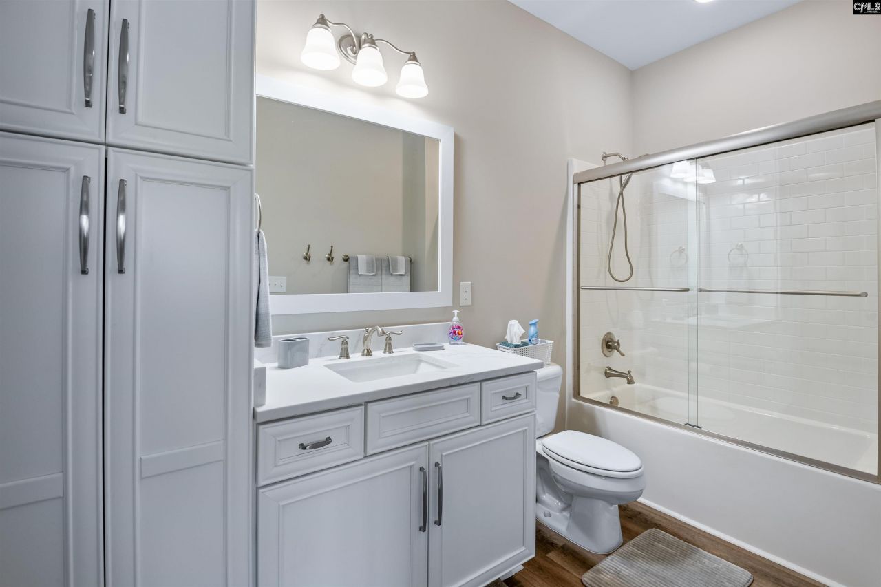 42 Sommerset Place Photo 68