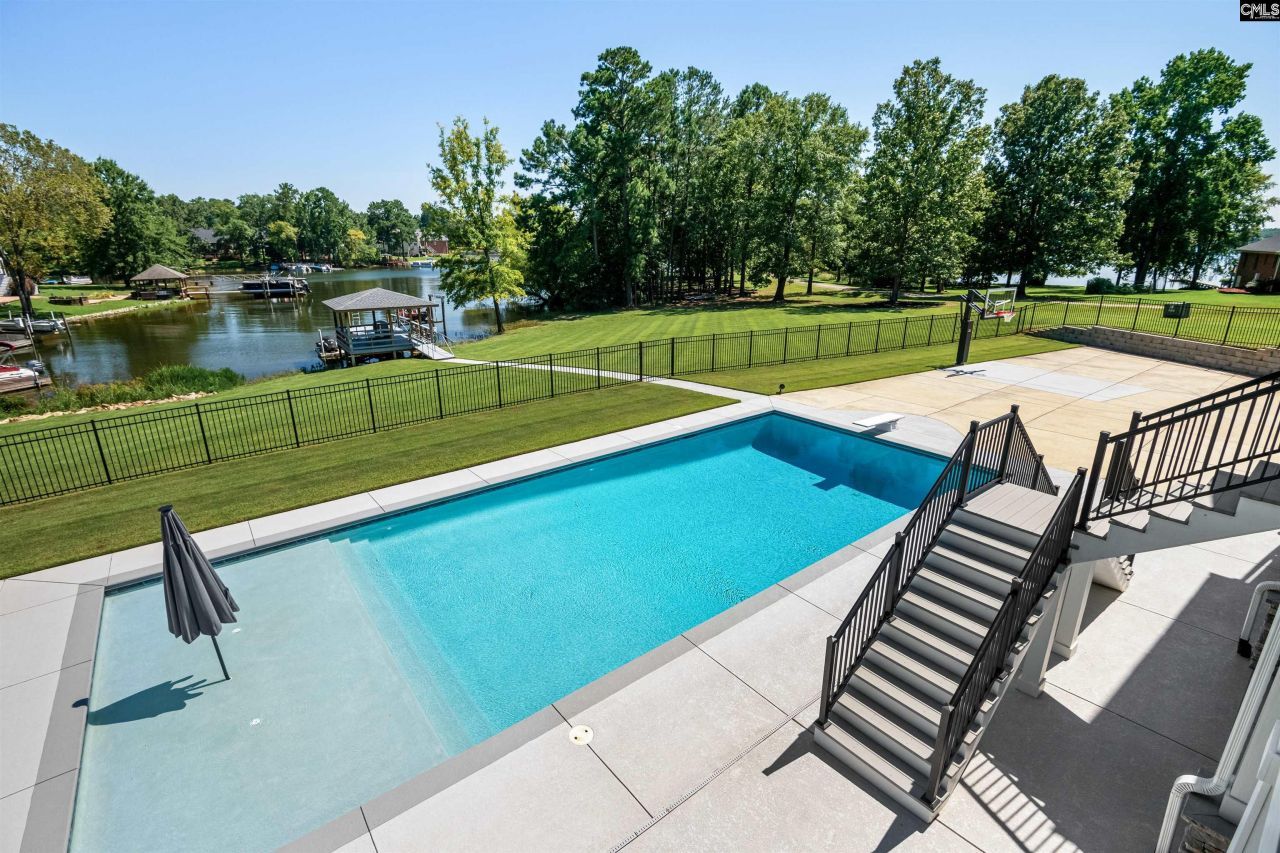 42 Sommerset Place Photo 73