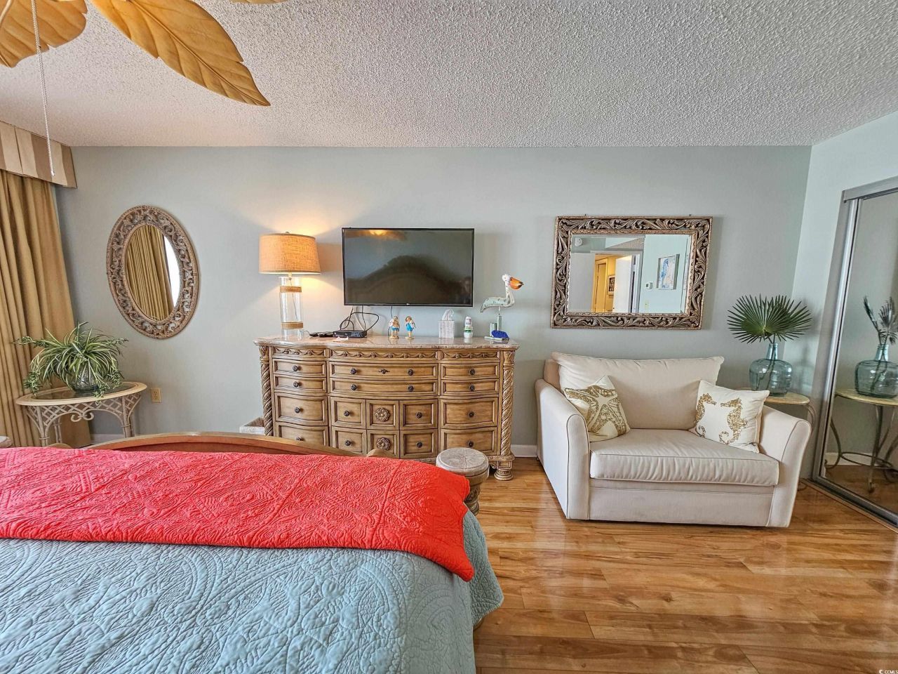 9820 Queensway Blvd. Photo 27