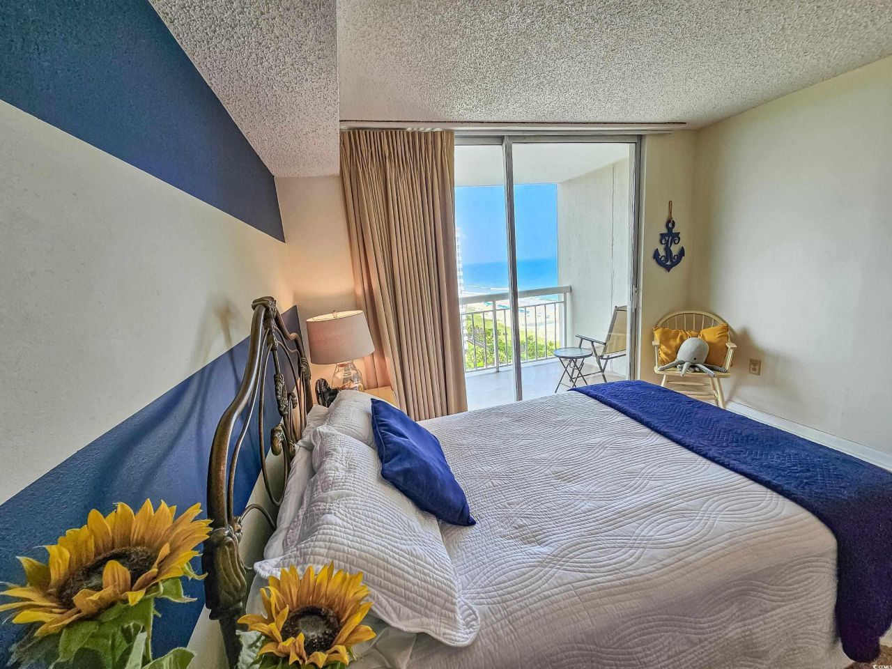 9820 Queensway Blvd. Photo 33