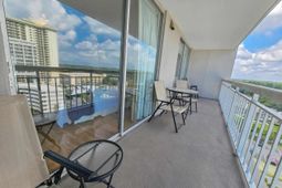 9820 Queensway Blvd. photo 4