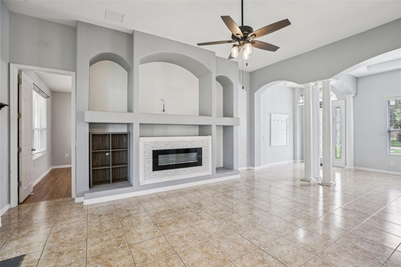 13421 Biscayne Drive, Grand Island, FL 32735 Photo