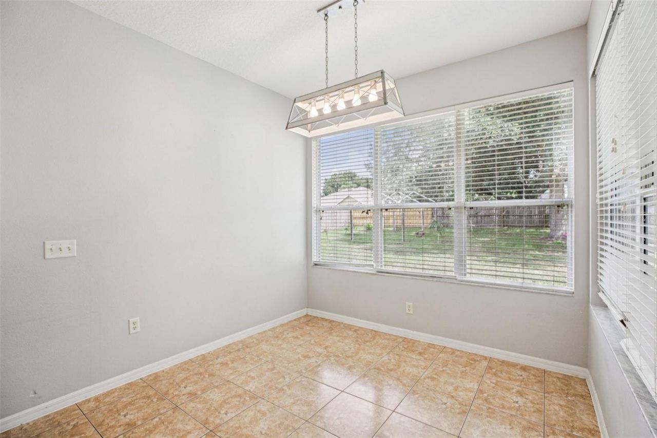 13421 Biscayne Drive, Grand Island, FL 32735 Photo