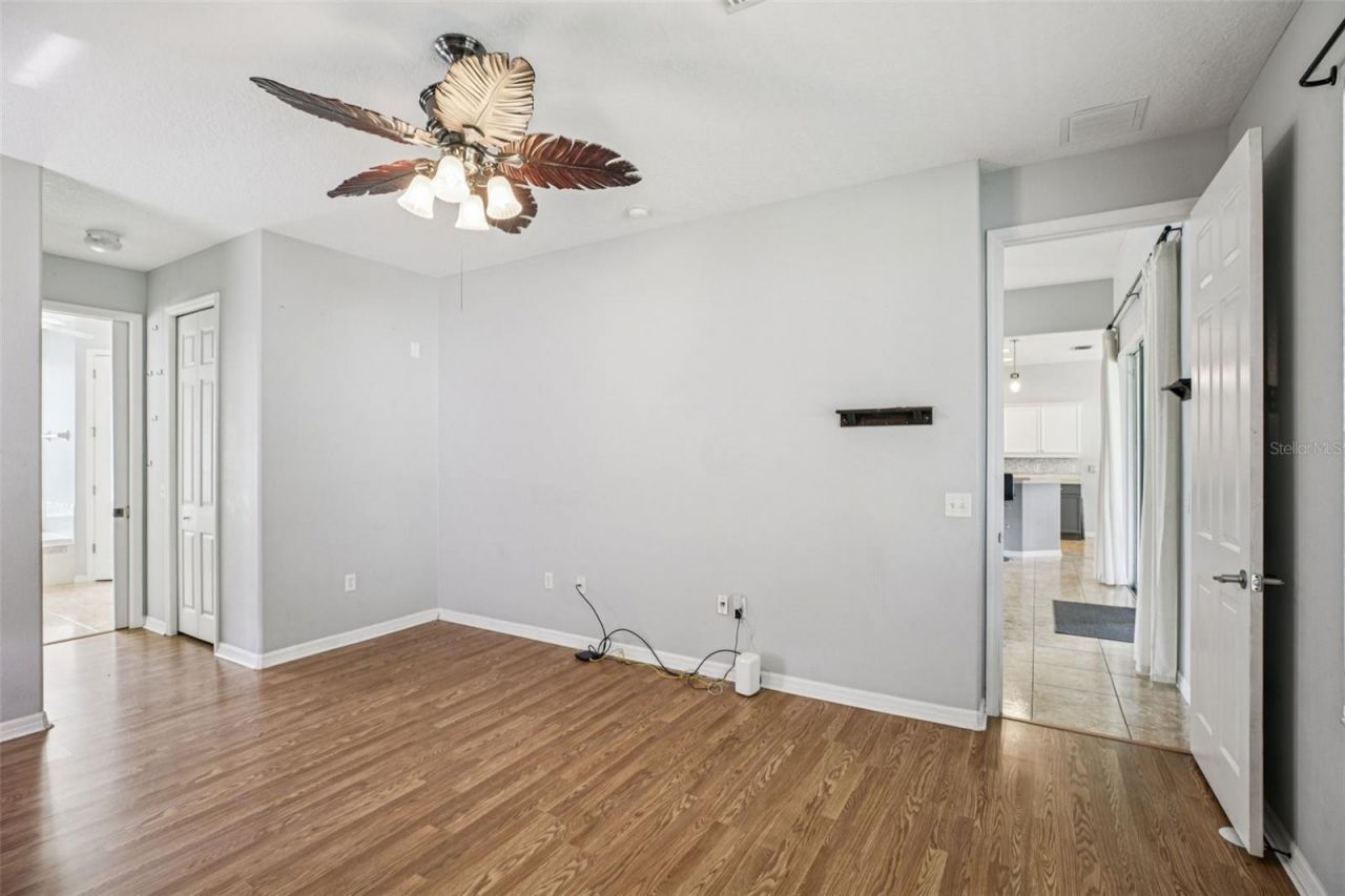 13421 Biscayne Drive, Grand Island, FL 32735 Photo