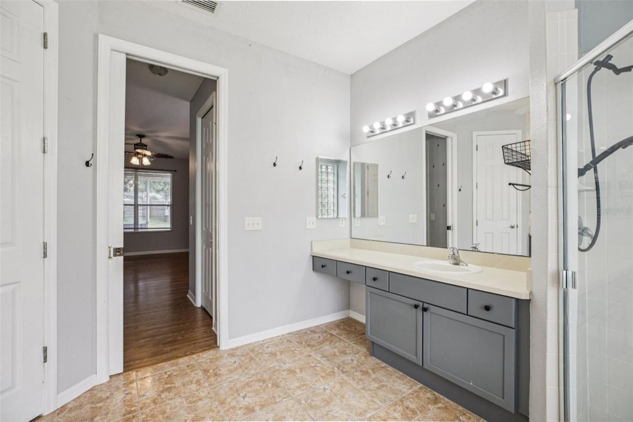 13421 Biscayne Drive, Grand Island, FL 32735 Photo