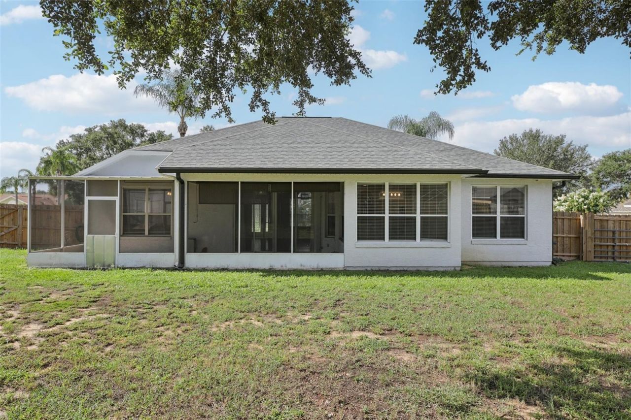 13421 Biscayne Drive, Grand Island, FL 32735 Photo