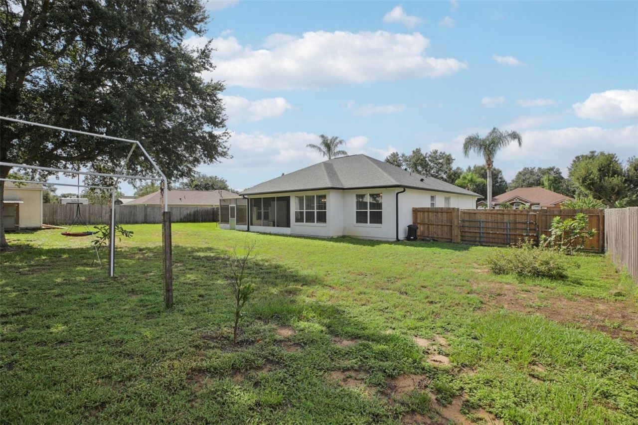 13421 Biscayne Drive, Grand Island, FL 32735 Photo