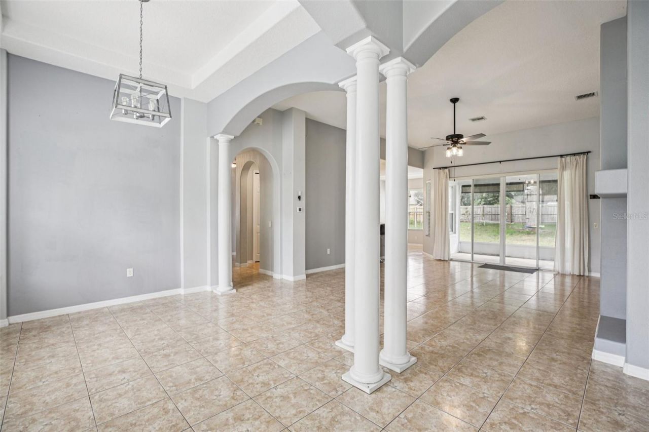 13421 Biscayne Drive, Grand Island, FL 32735 Photo