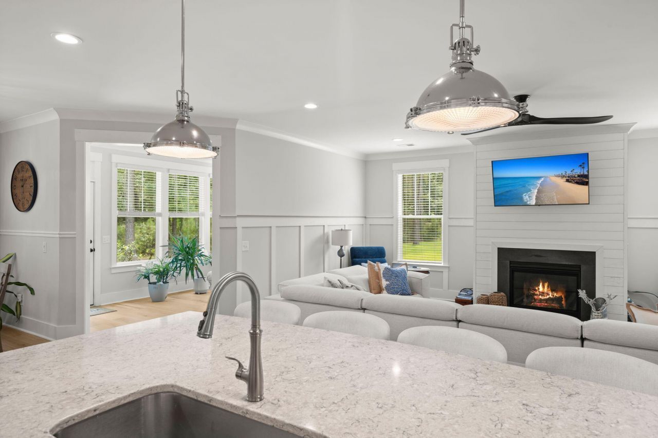 408 Henry Joseph Way Photo 21