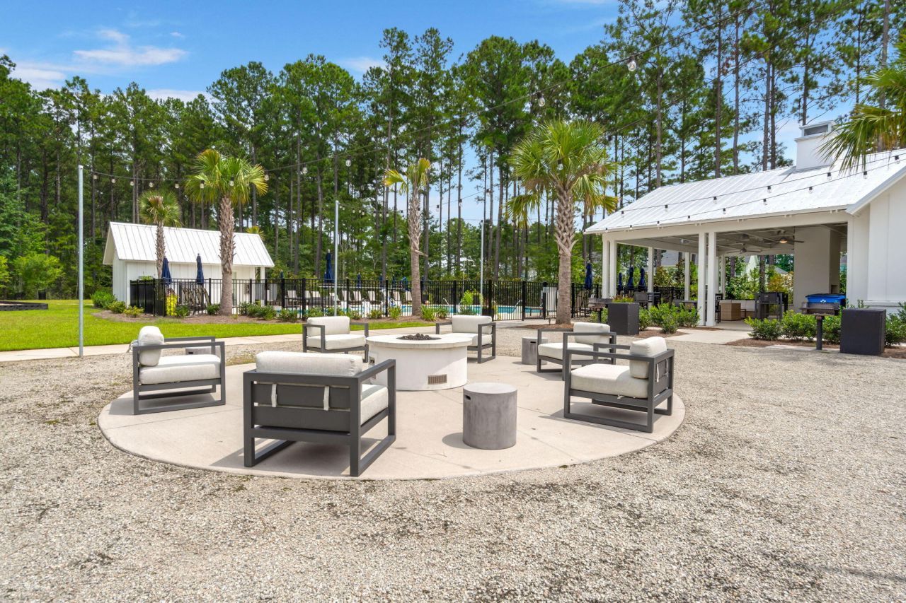 408 Henry Joseph Way Photo 49